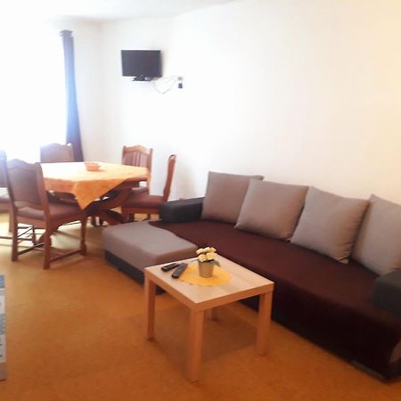 Apartmany 卡尔施泰因 外观 照片