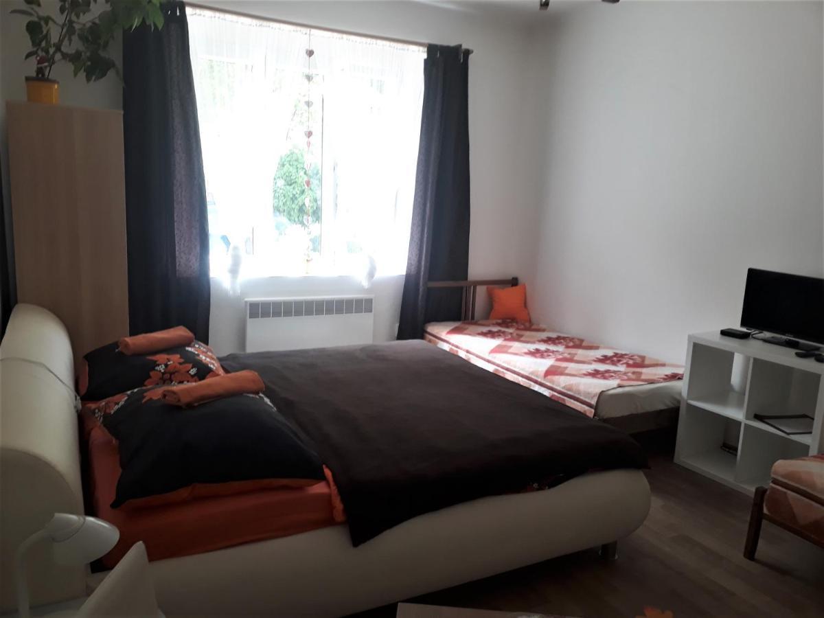 Apartmany 卡尔施泰因 外观 照片