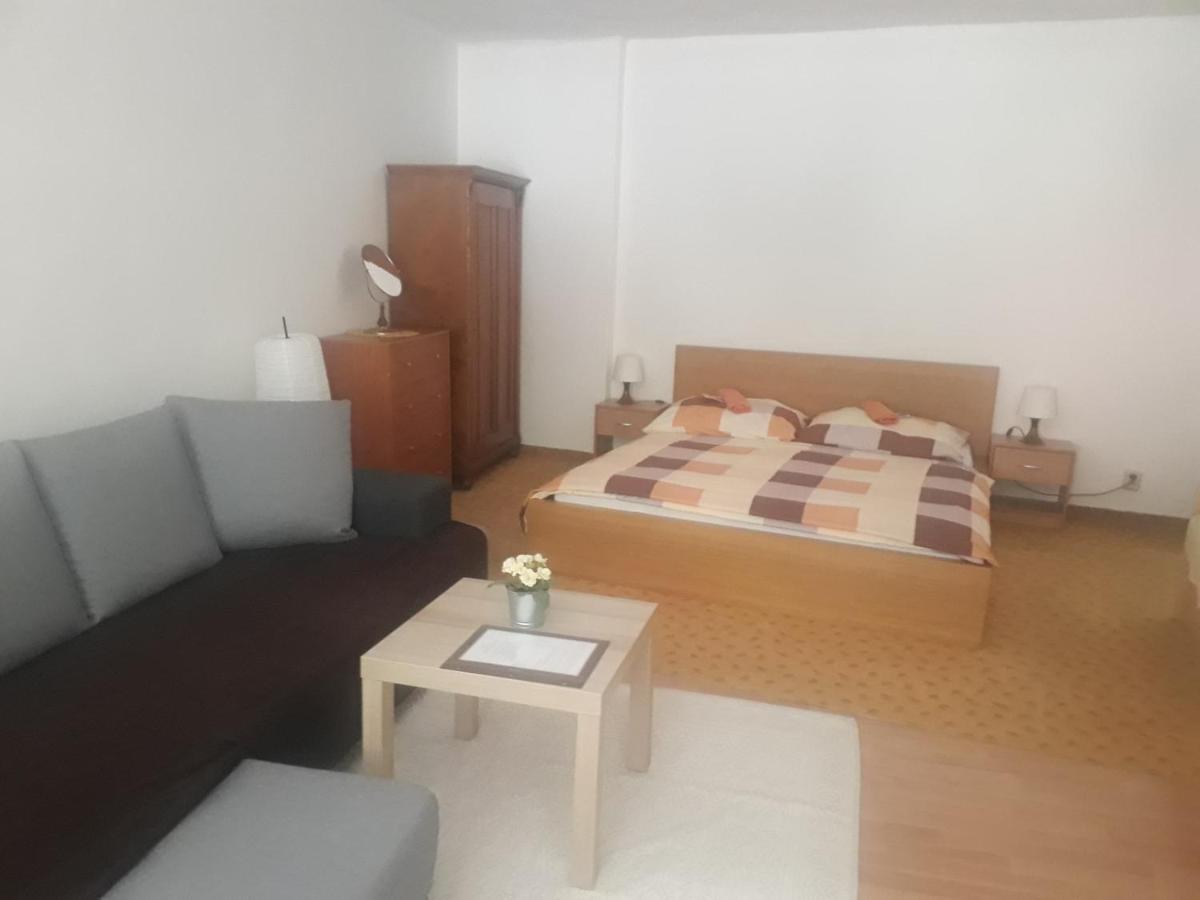 Apartmany 卡尔施泰因 外观 照片